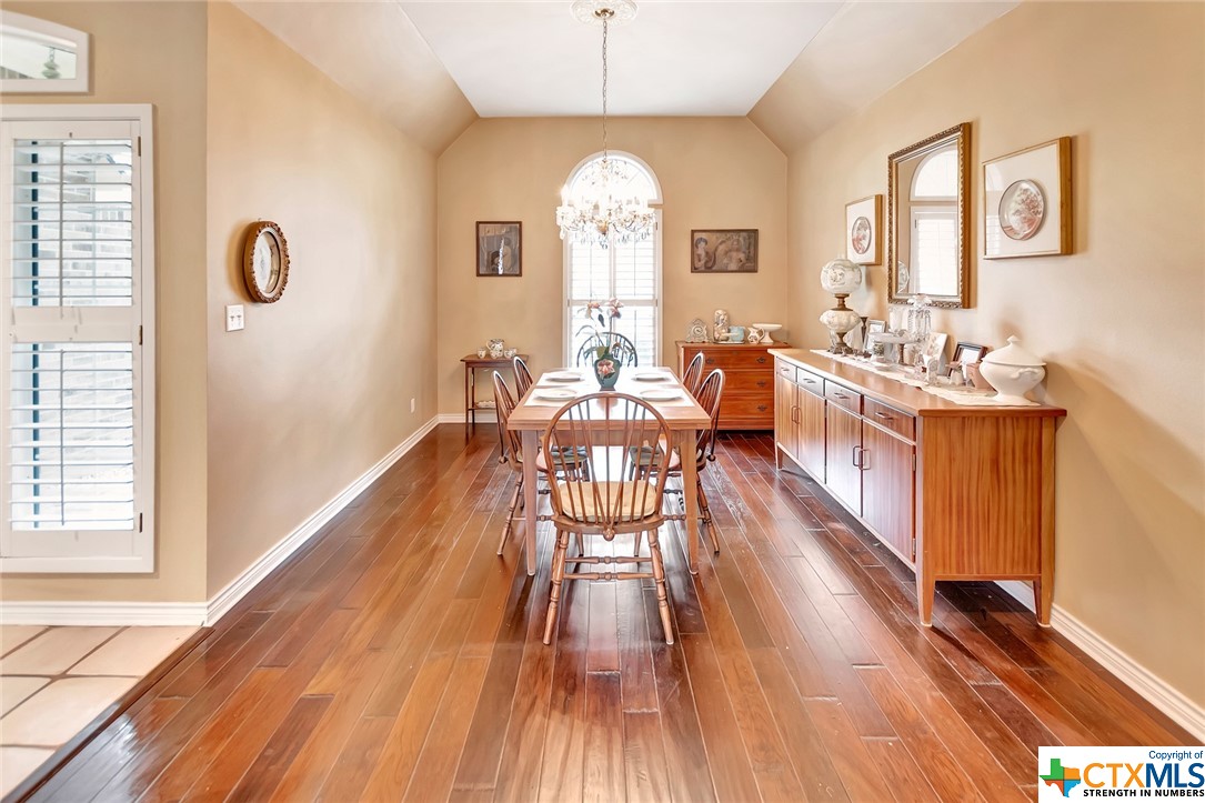 404 Woodlands Lane