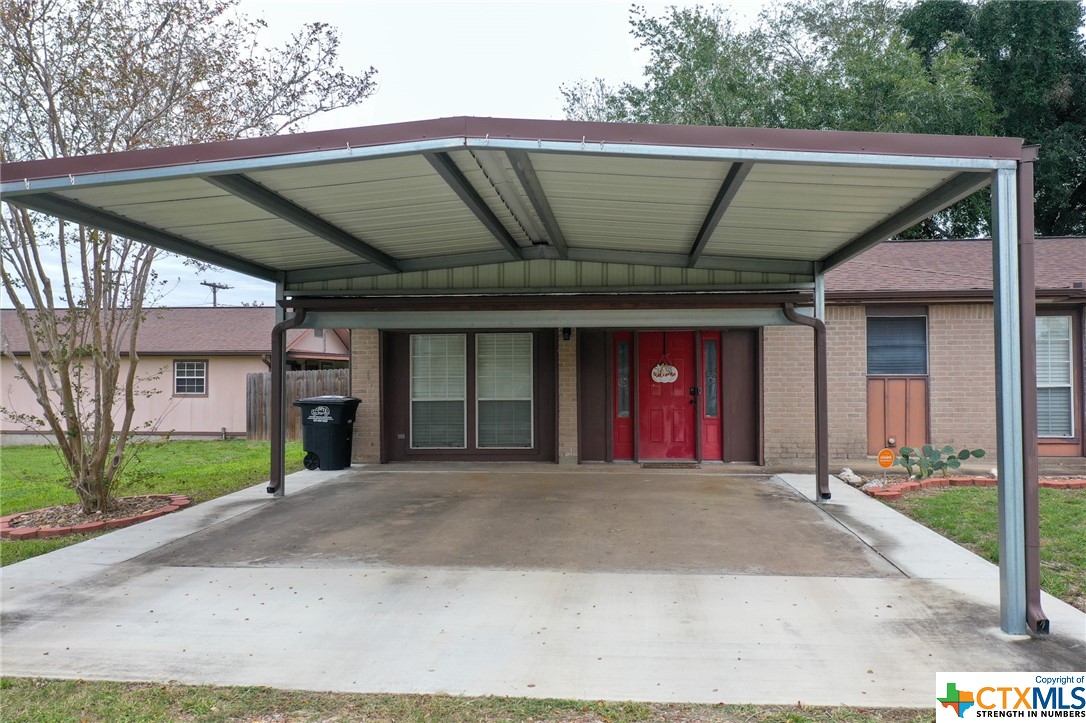 418 Quail Creek Drive