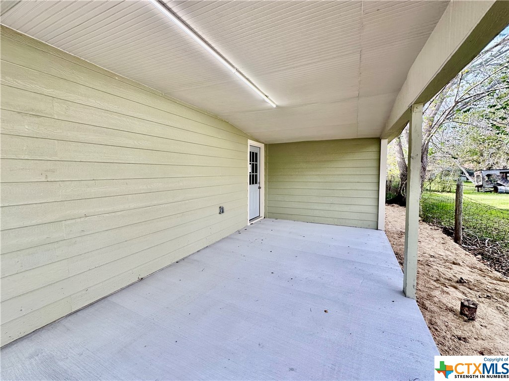 408 E Division Street