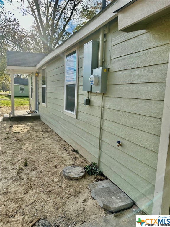 408 E Division Street