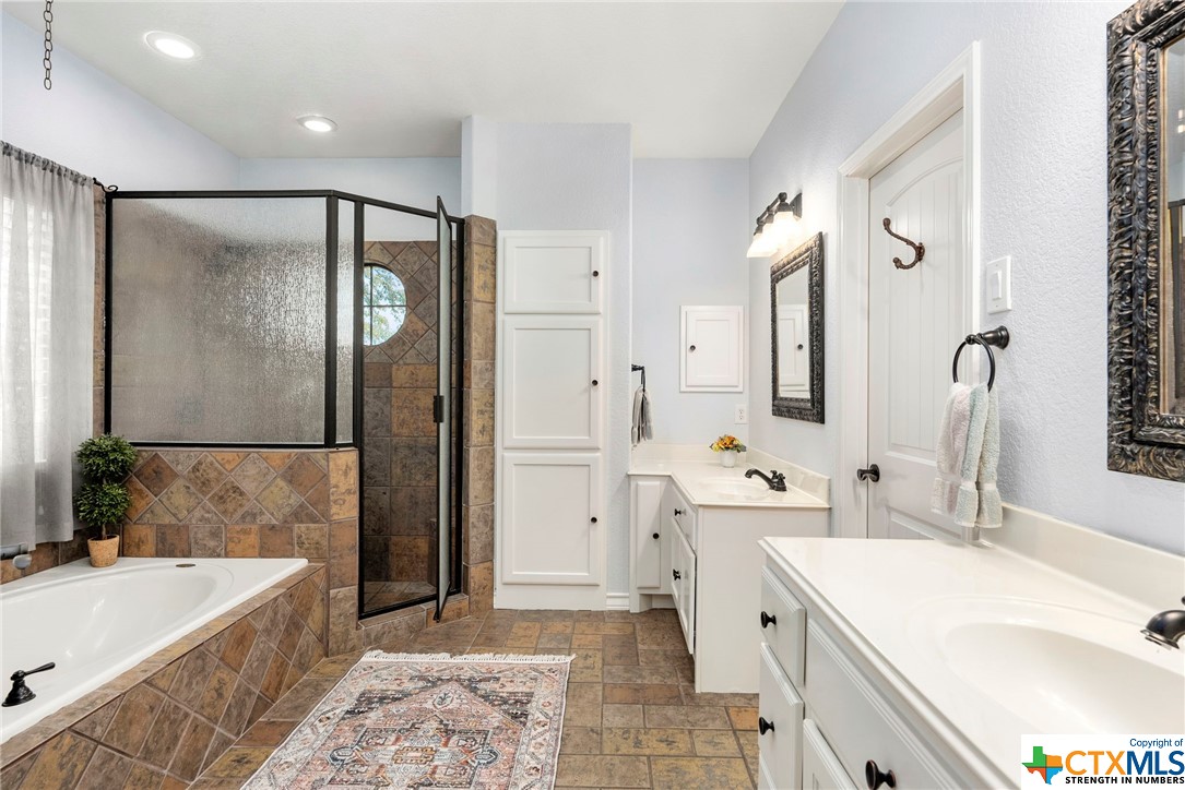225 Glen Haven