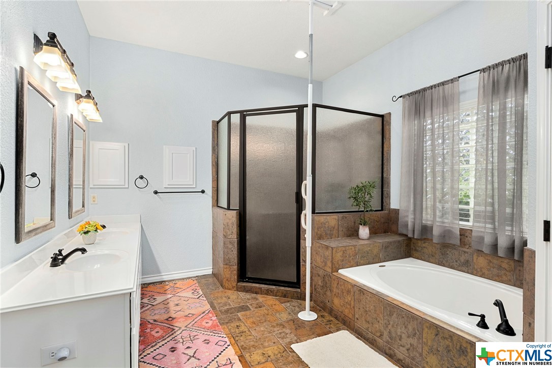 225 Glen Haven