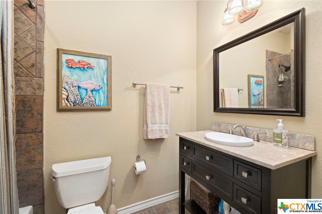 225 Glen Haven