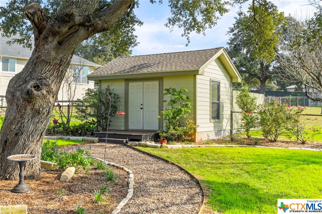 225 Glen Haven