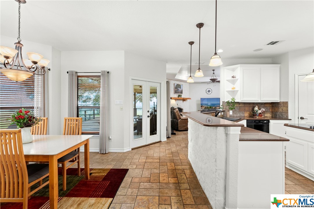 225 Glen Haven