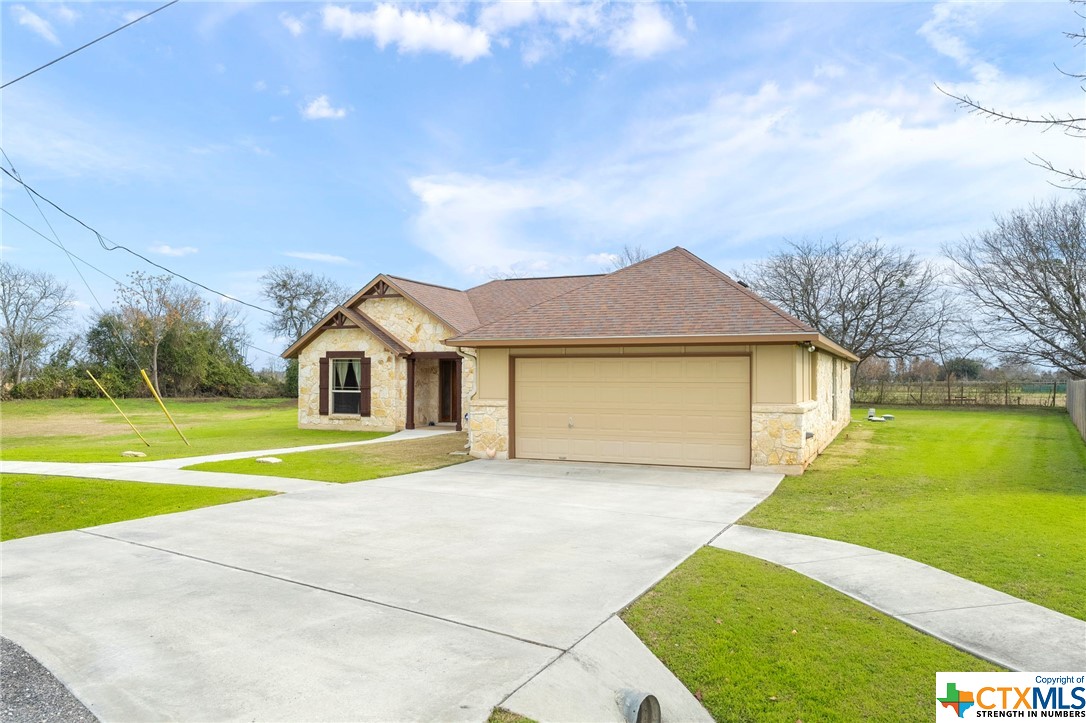 330 Hummingbird Way