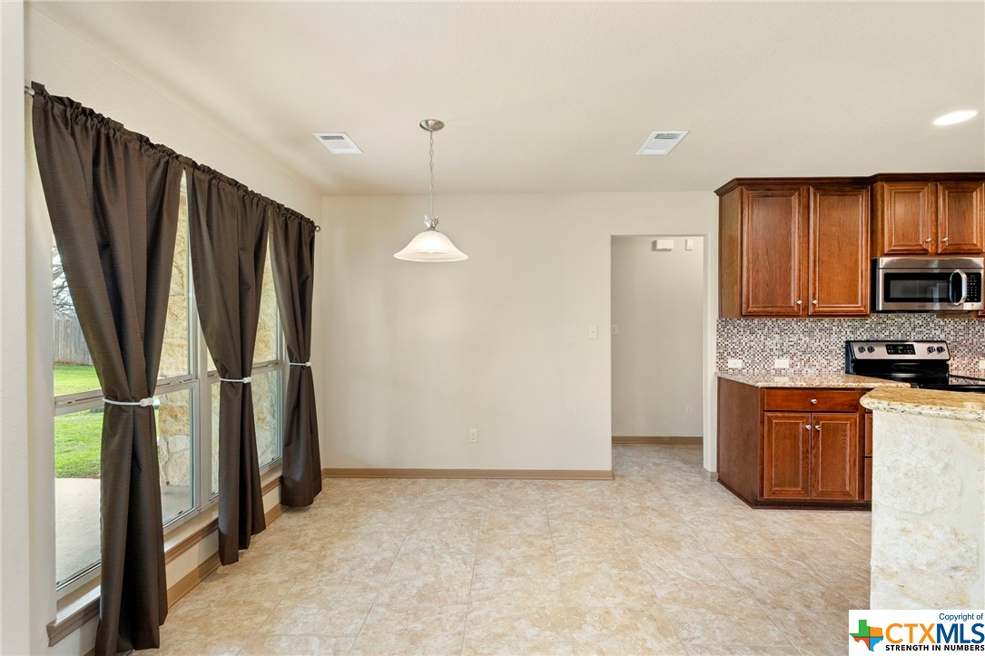 330 Hummingbird Way