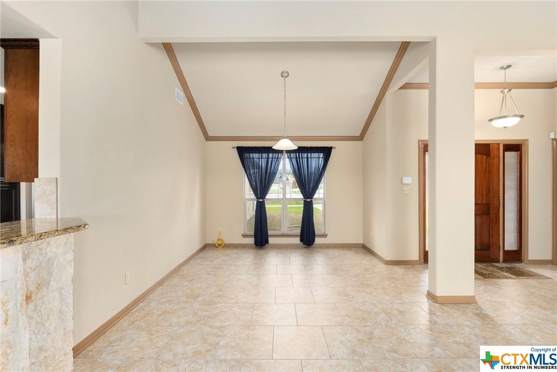 330 Hummingbird Way