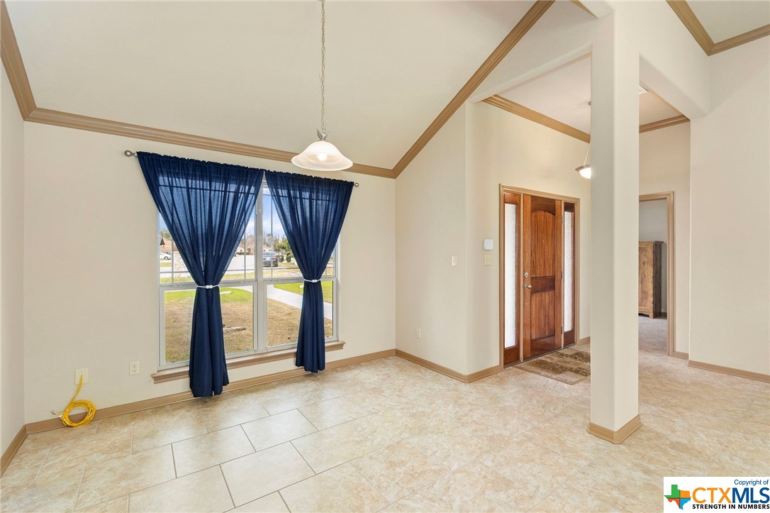 330 Hummingbird Way