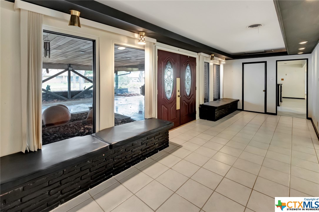 545 Brookhollow Drive