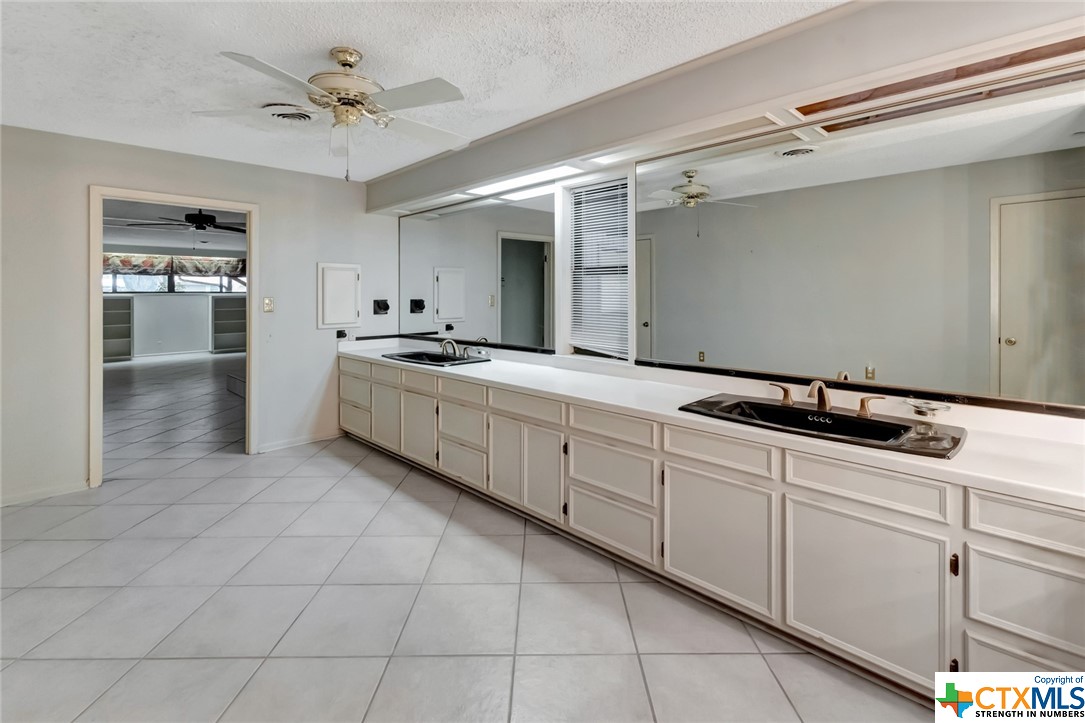 545 Brookhollow Drive