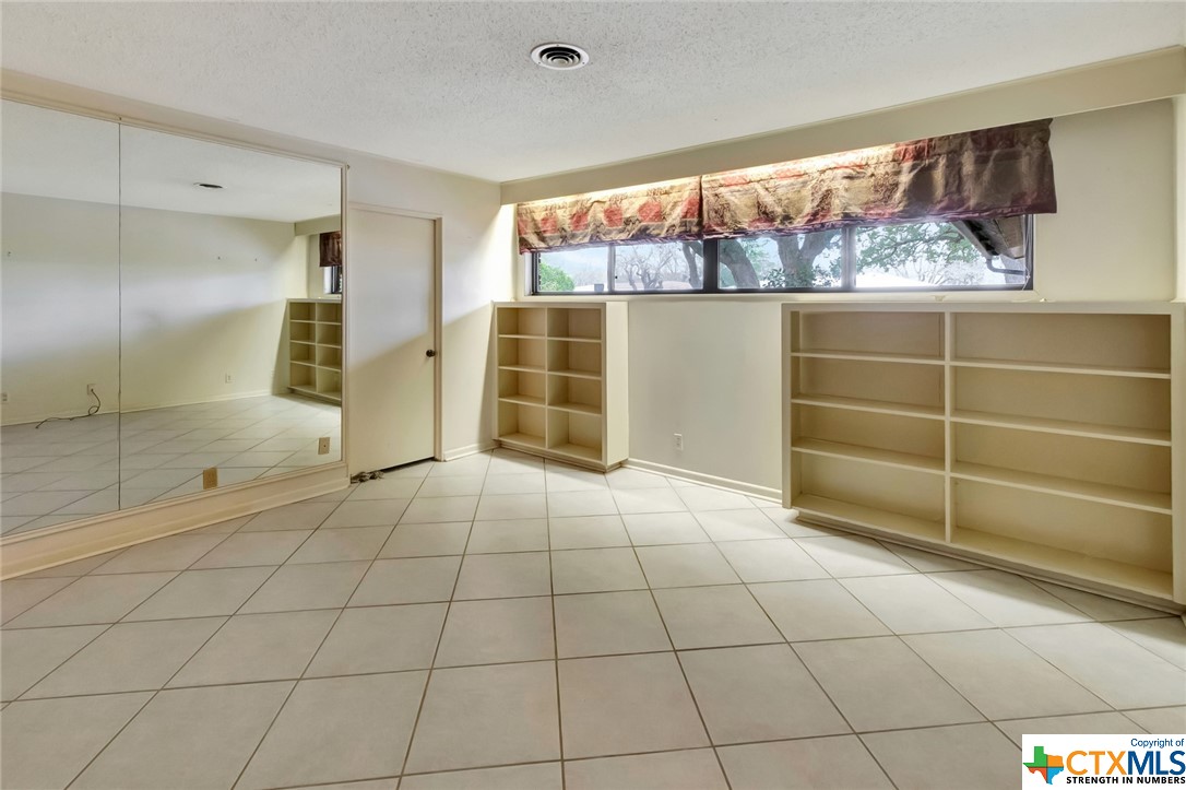 545 Brookhollow Drive