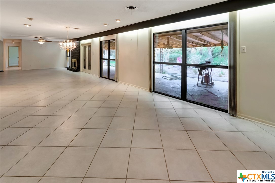 545 Brookhollow Drive