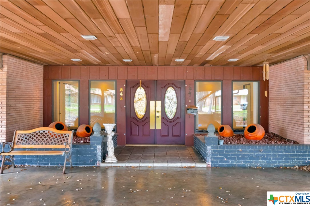545 Brookhollow Drive