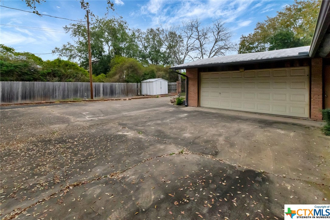 545 Brookhollow Drive