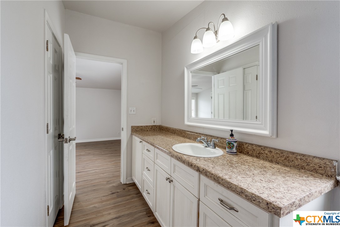 1364 Bradfield Circle