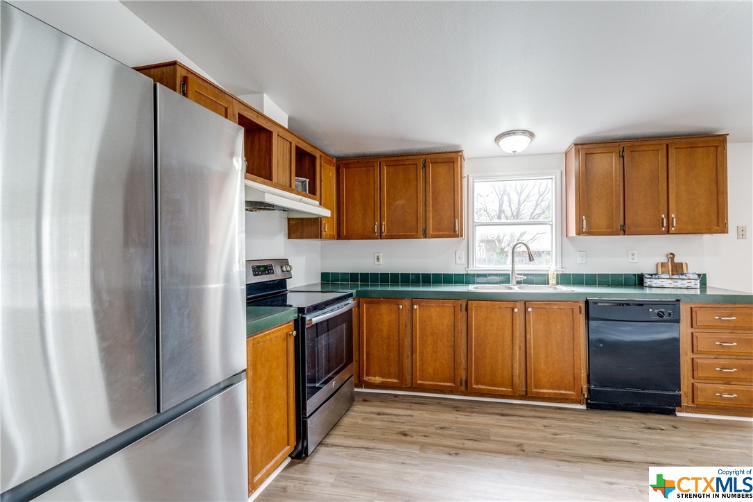 1364 Bradfield Circle