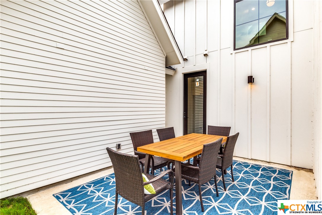 419 Alexander Avenue