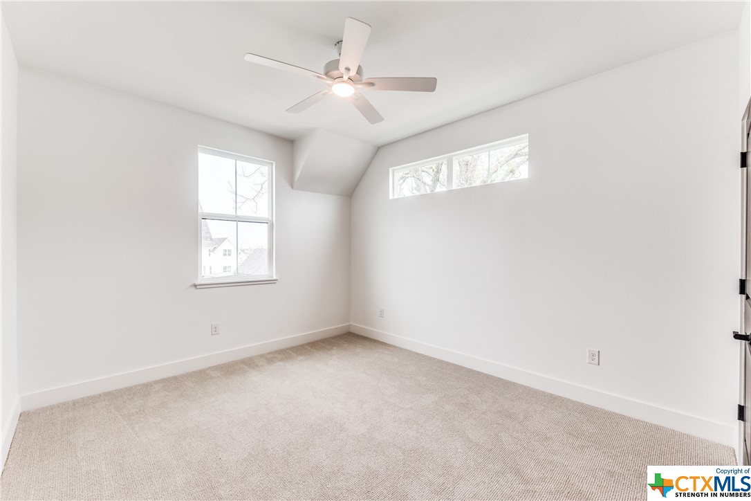 419 Alexander Avenue