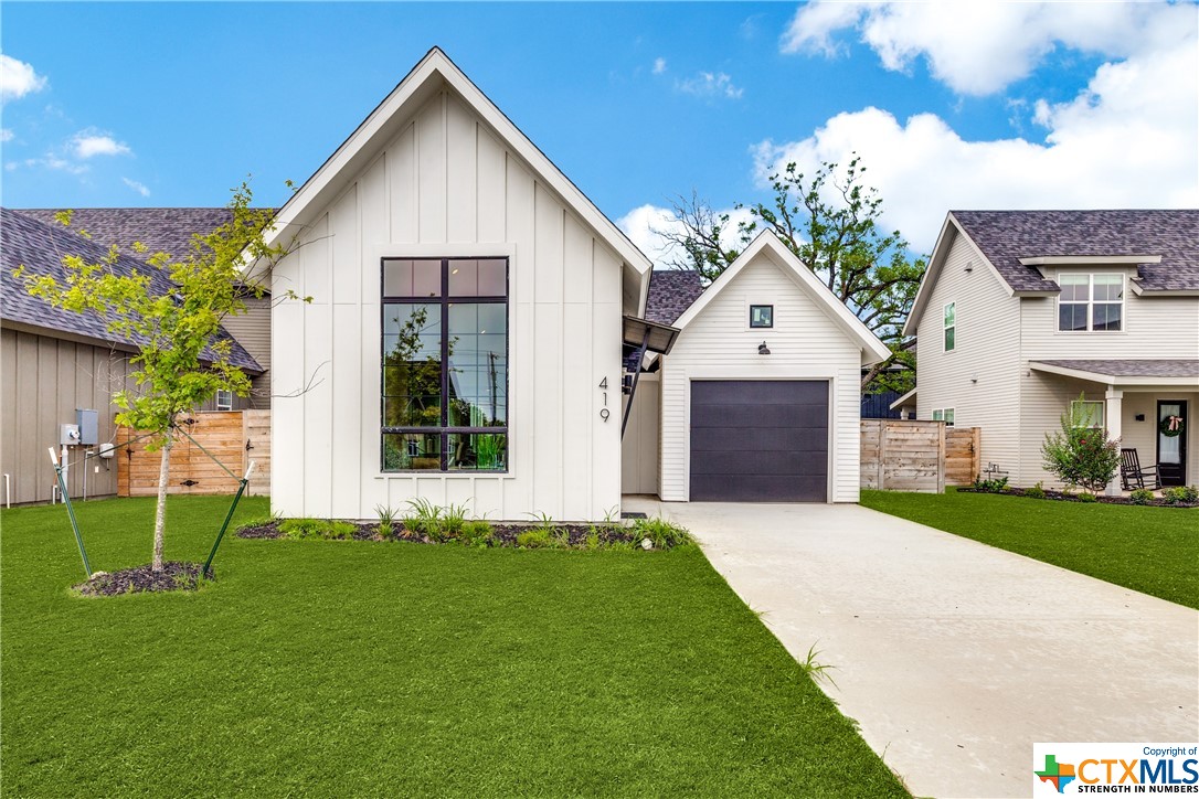 419 Alexander Avenue