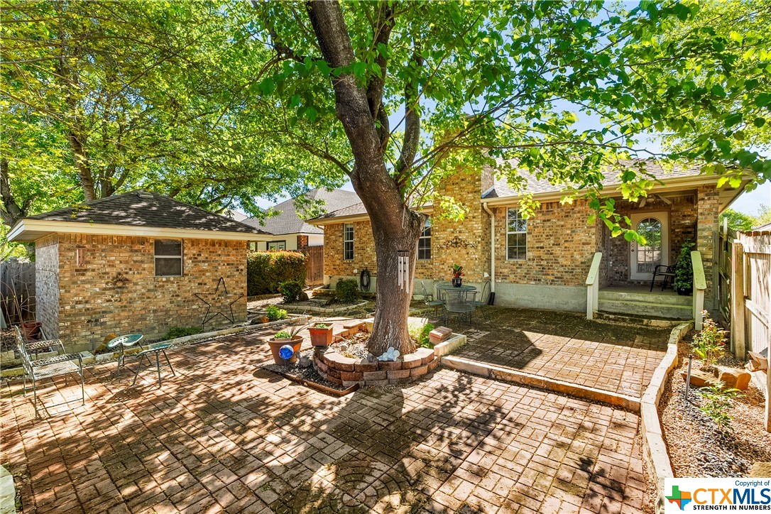 1672 Dustin Cade Drive