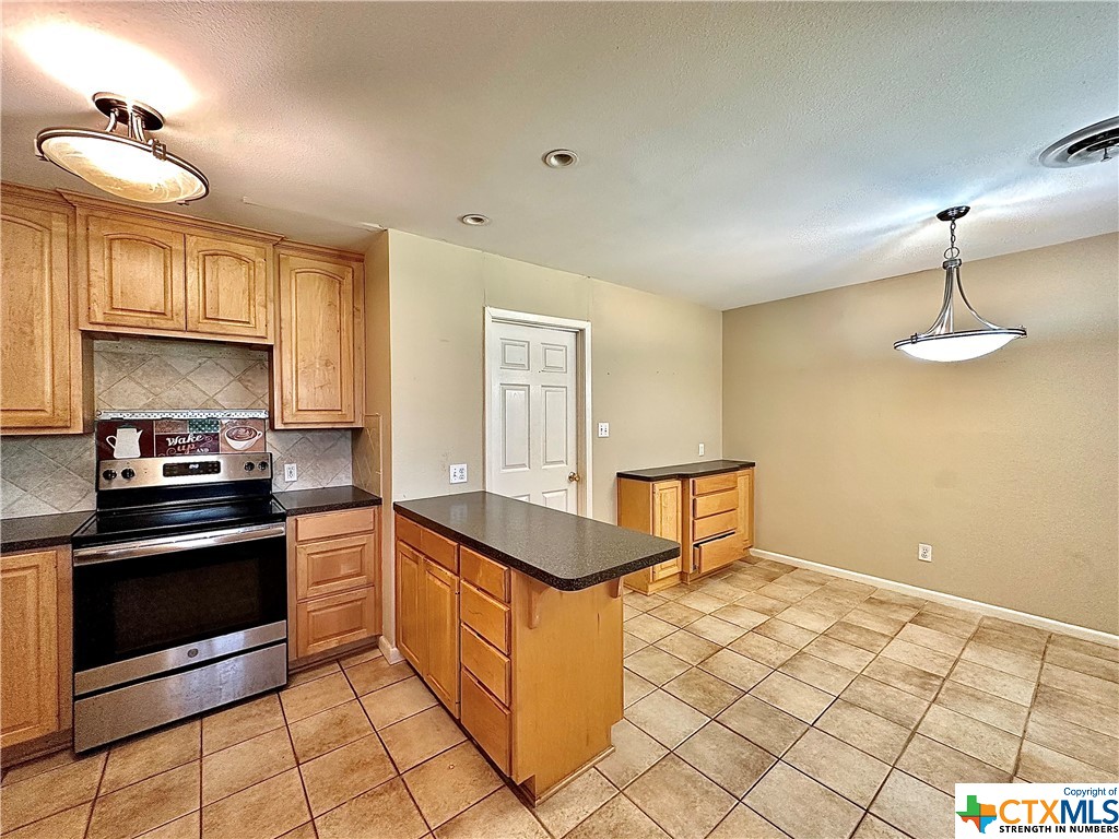 608 Linwood Drive