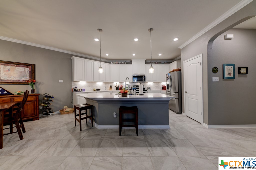 2070 Shire Meadows