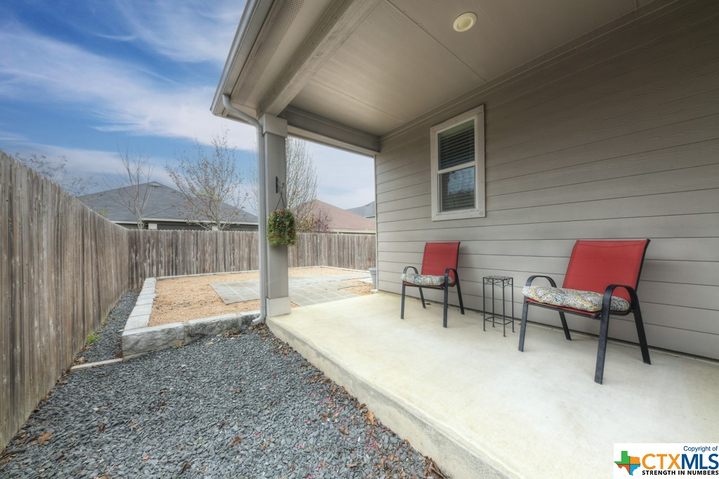 2070 Shire Meadows