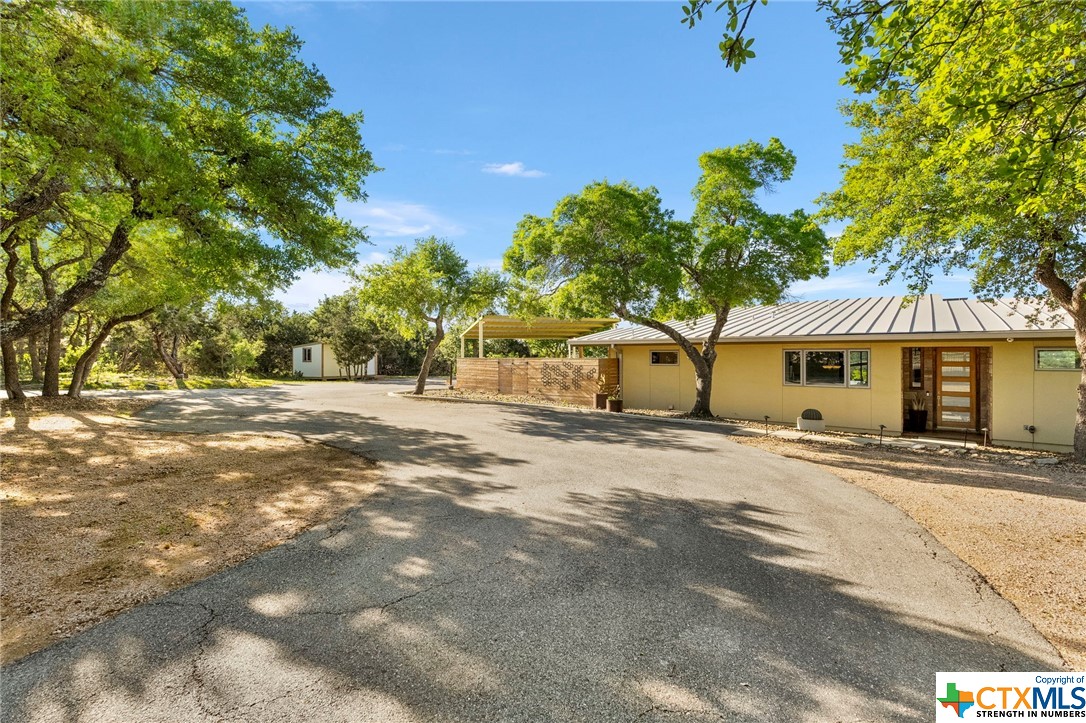 3033 Ridge Crossing