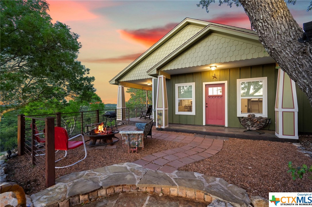 3033 Ridge Crossing