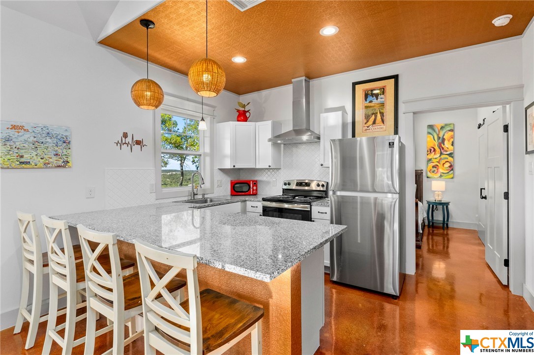 3033 Ridge Crossing