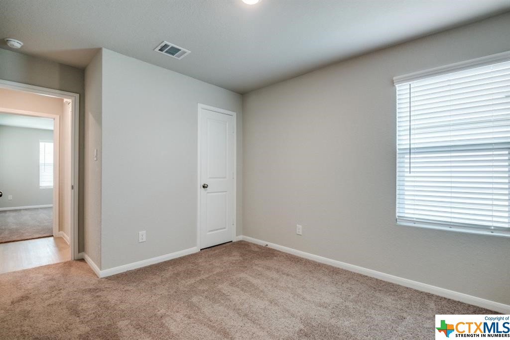 2712 Seneca Court