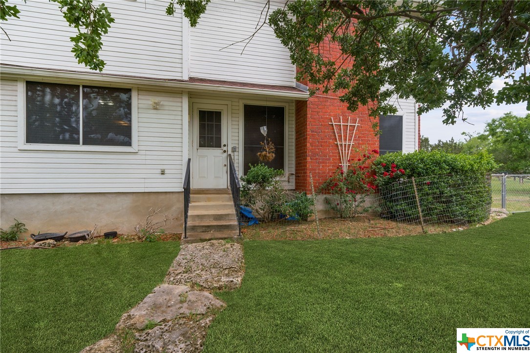 5462 Circle Oak Drive