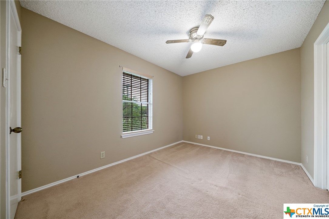 5462 Circle Oak Drive