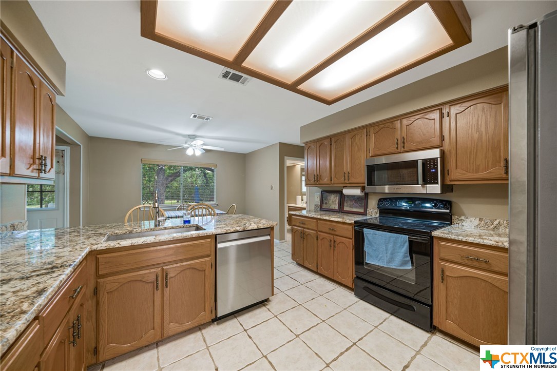 5462 Circle Oak Drive