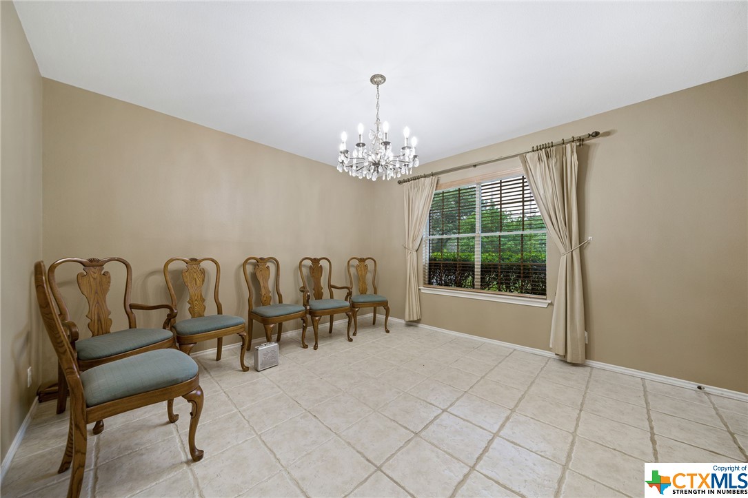 5462 Circle Oak Drive