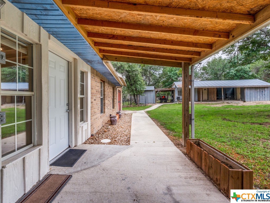 1004 Bluebonnet Lane
