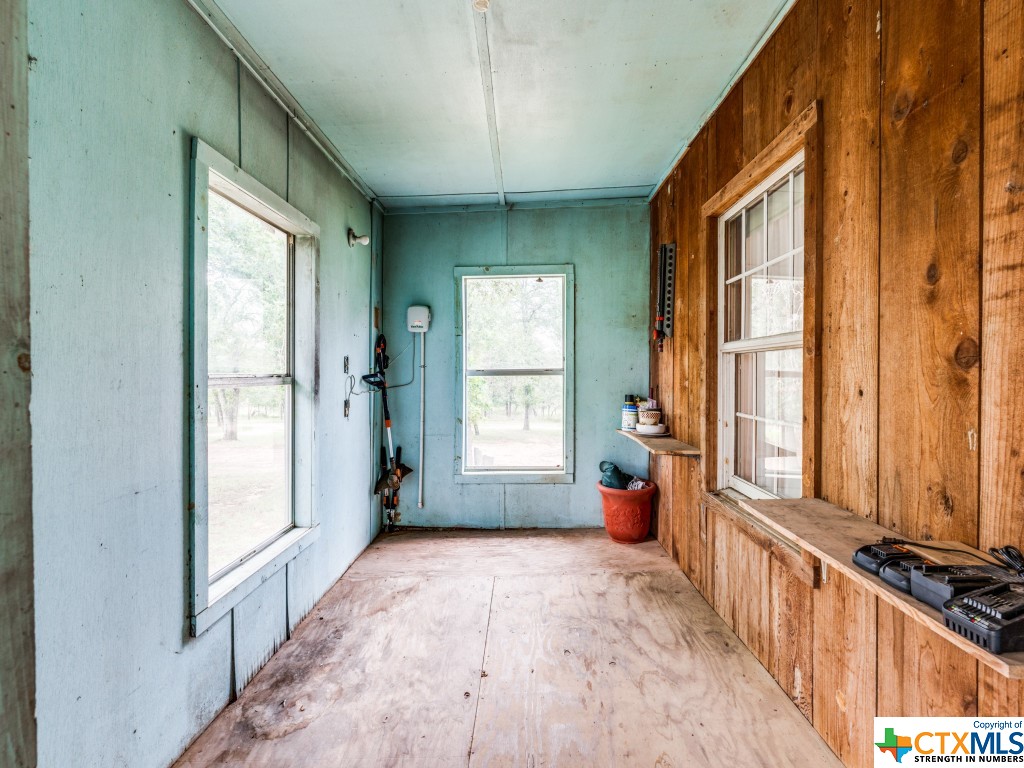 1004 Bluebonnet Lane