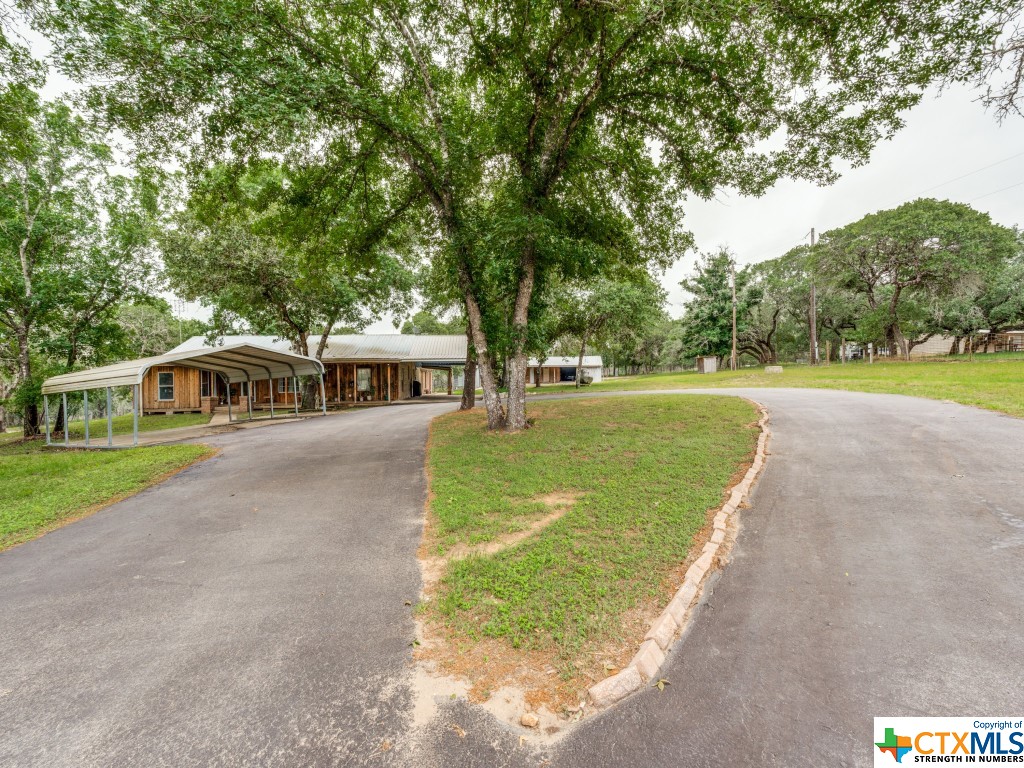 1004 Bluebonnet Lane