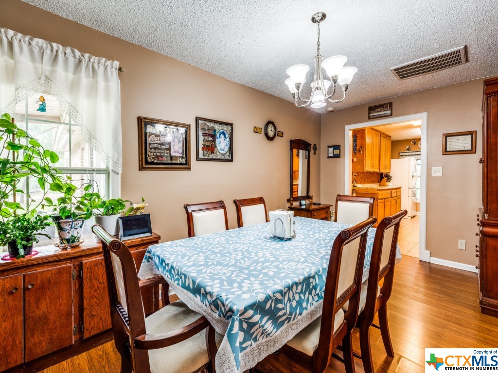 1004 Bluebonnet Lane