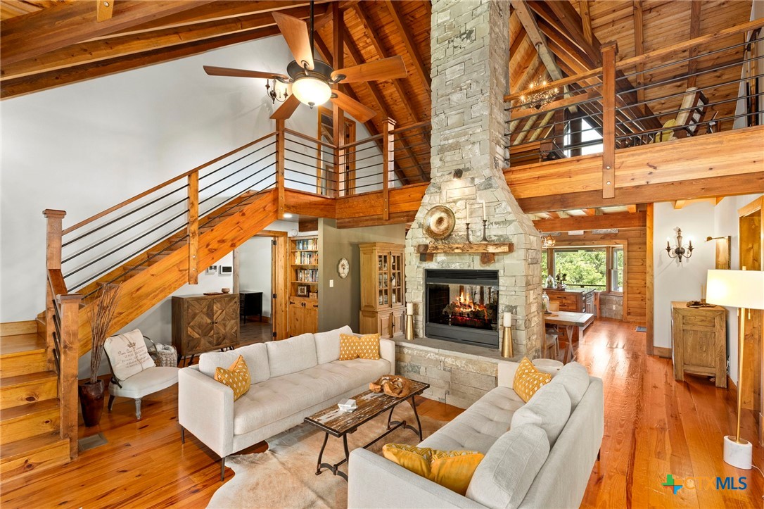 332 Westin Hills
