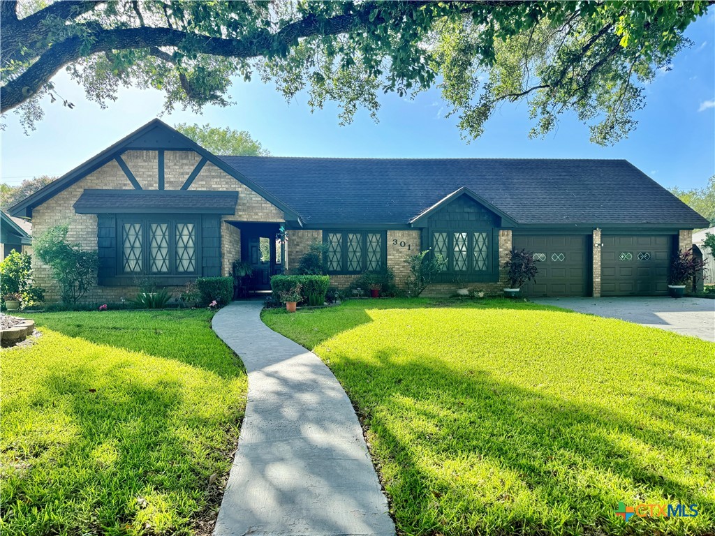 301 Tanglewood