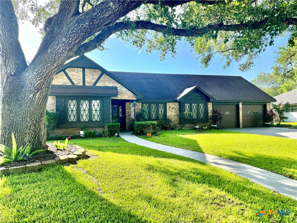 301 Tanglewood