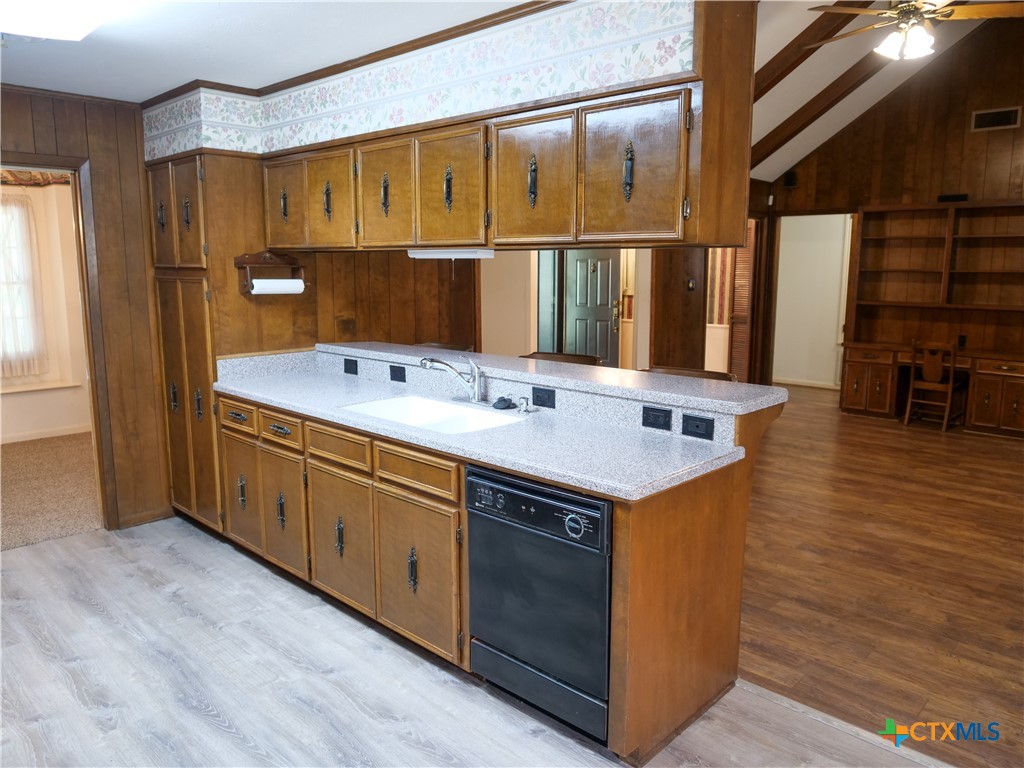 301 Tanglewood