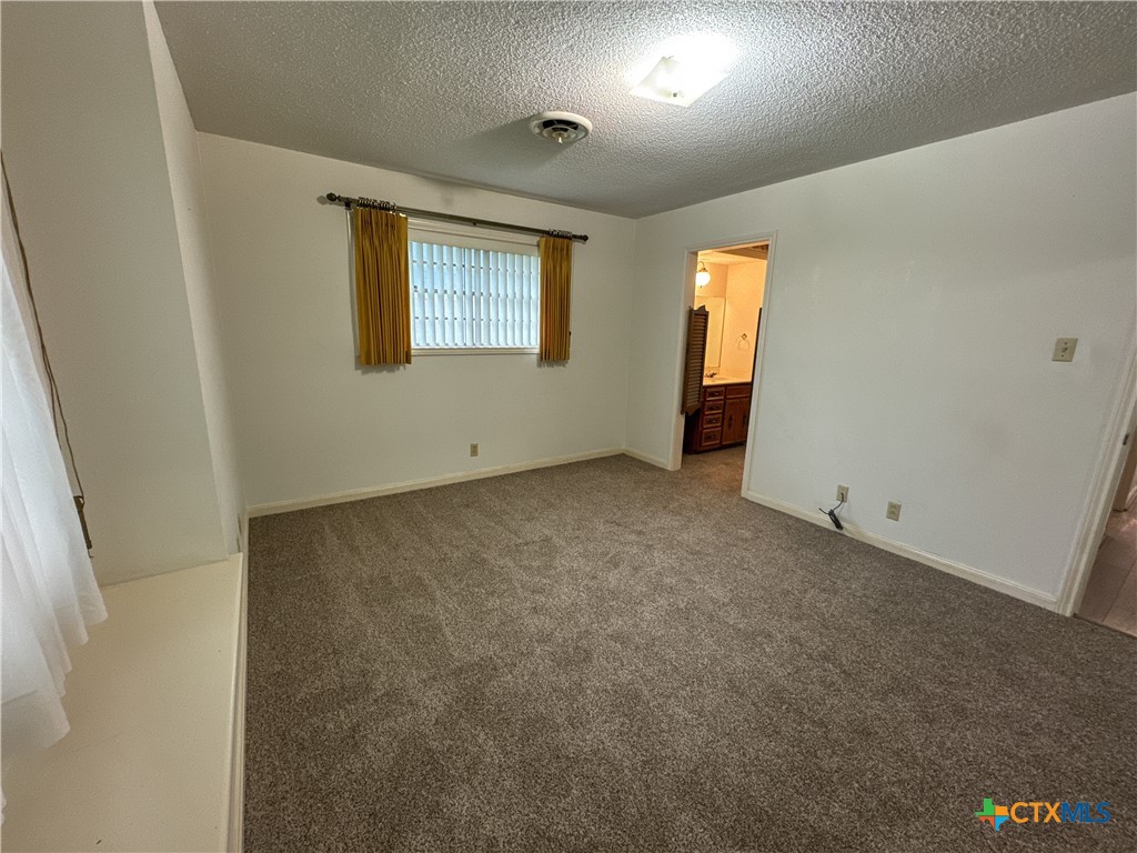301 Tanglewood