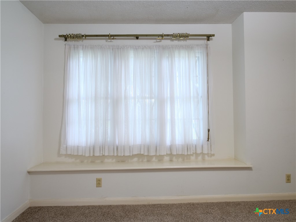 301 Tanglewood