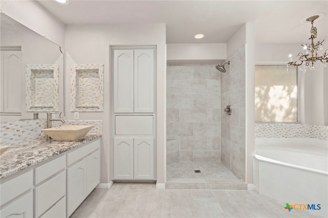 2067 Stonecrest Path