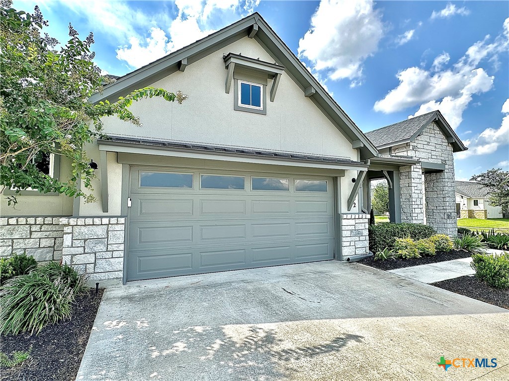 102 Blue Rock Court