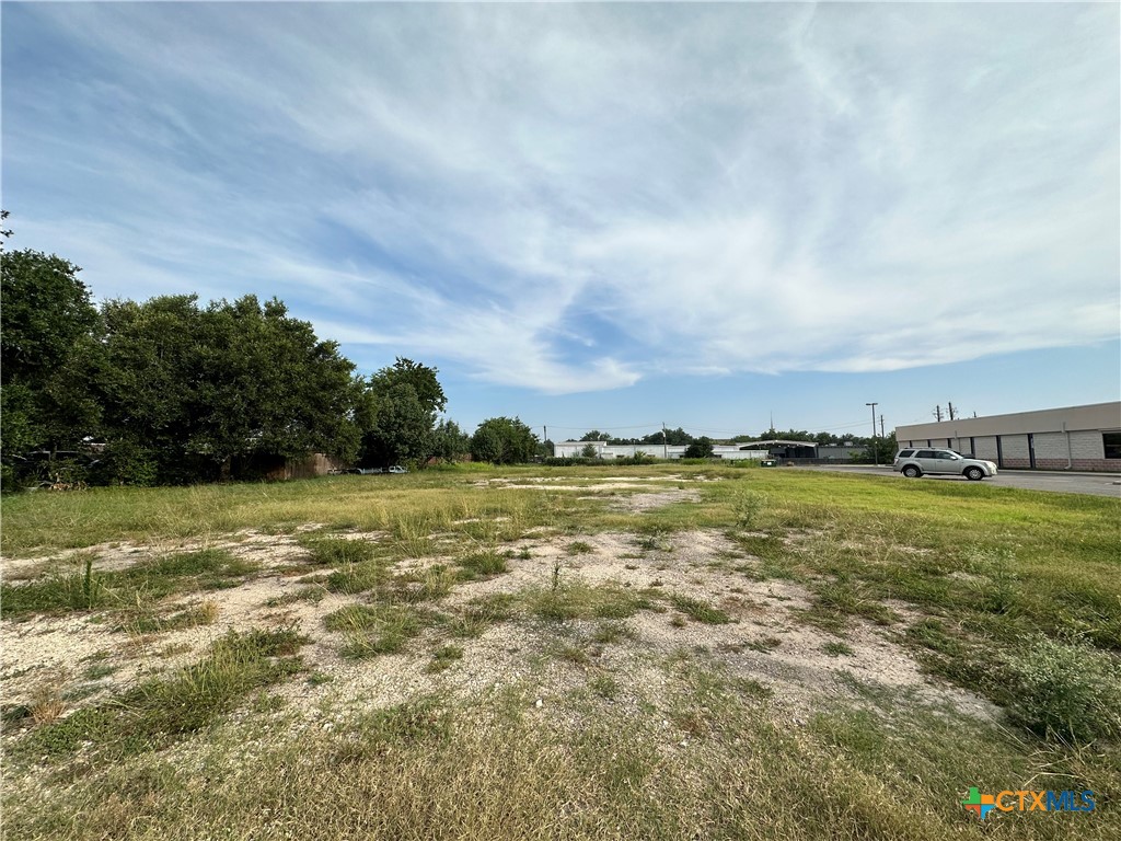 605 E Airline Road