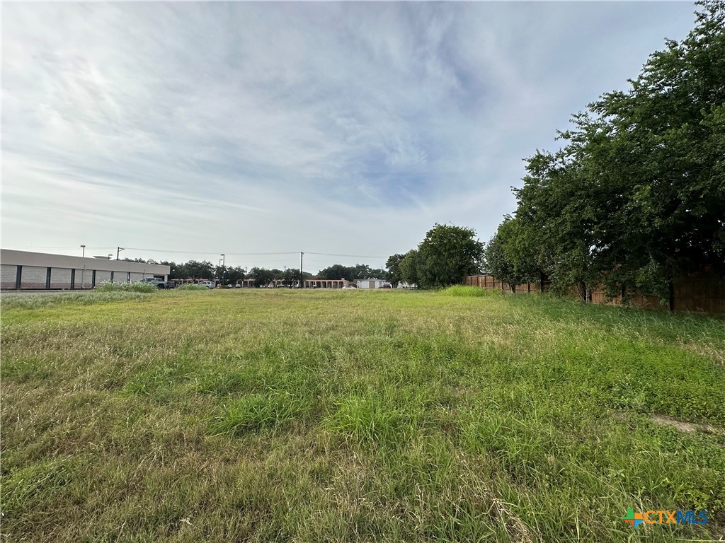 605 E Airline Road